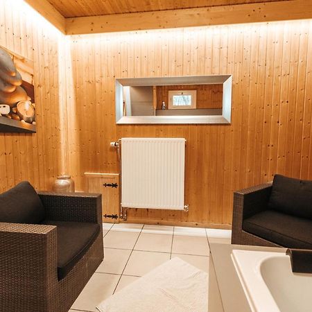 Le Loup Gris - 35 Pers - Vue-Wellness, Butgenbach-Malmedy Villa Luaran gambar